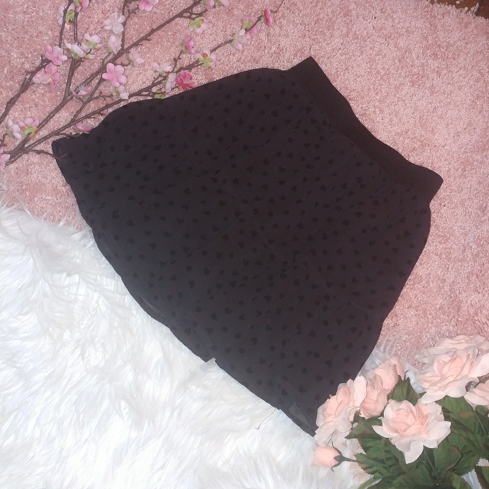 ♡ Black Heart Frill Mini Skirt ♡